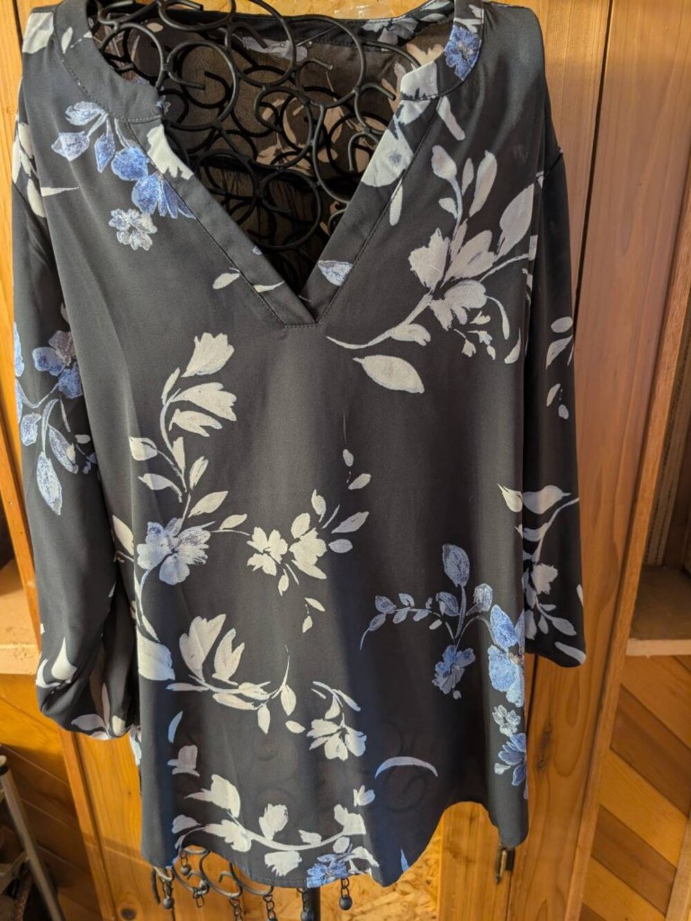 Maurices Patterned XL Gray Blouse